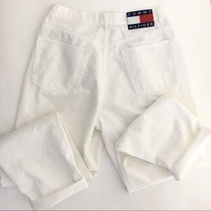 tommy white jeans